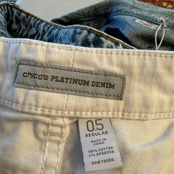 Chico's White Straight Leg Jeans - Picture 6 of 6